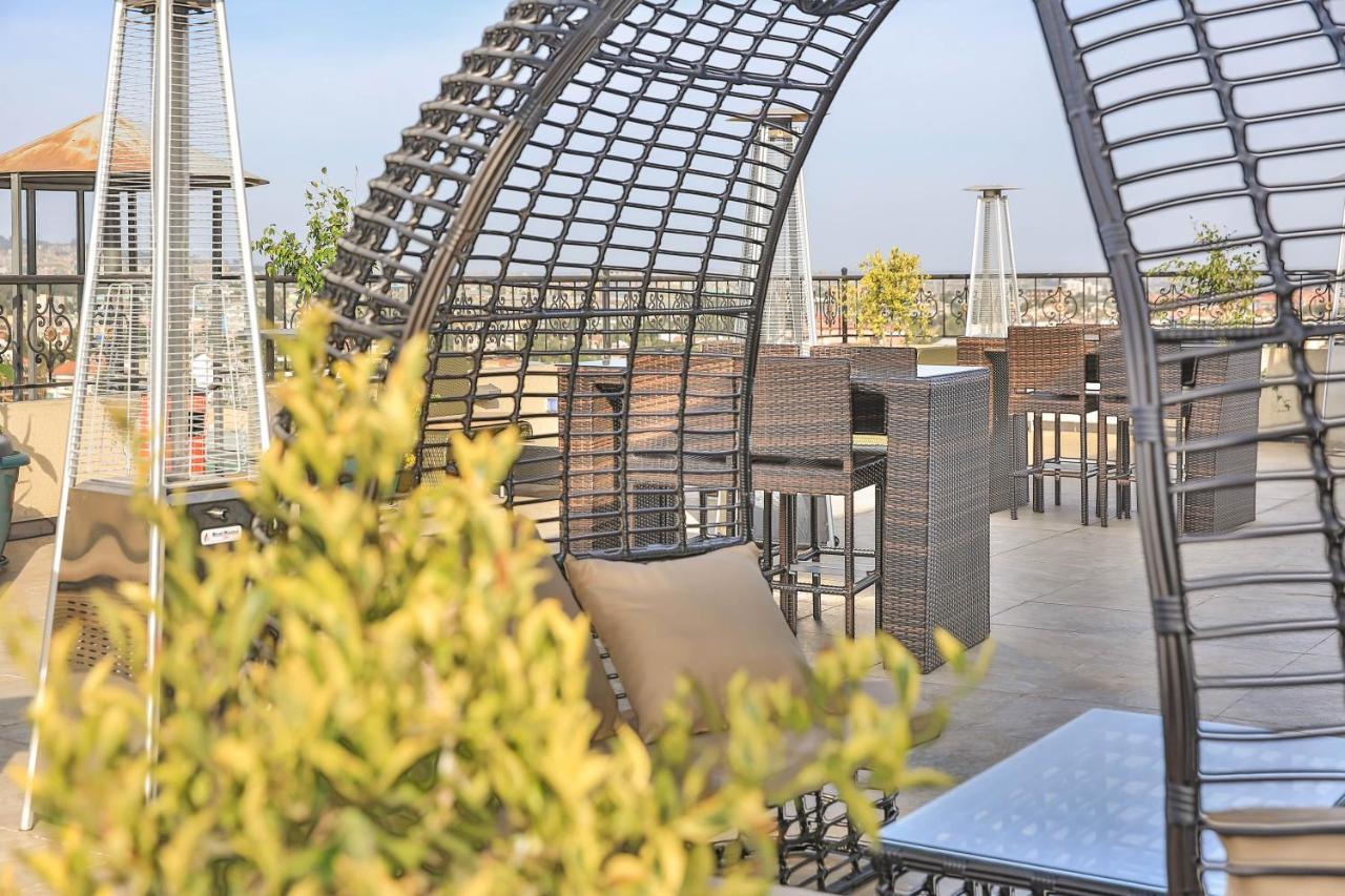 אדיס אבבה Swiss Inn Nexus Hotel מראה חיצוני תמונה